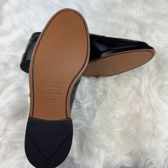 Allen Edmonds Randolph Loafer in Black Leather main image 4